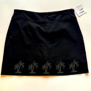 Coral Bay mini skirt. Lining is attached shorts. Size Medium.